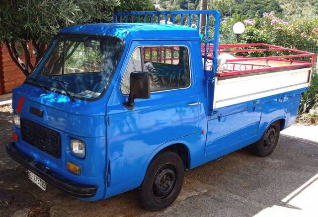 Immagine 1/9 di FIAT 900 T&#x2F;E (1986)