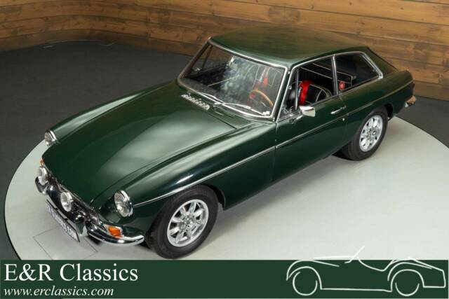 Image 1/19 of MG MGB GT (1966)