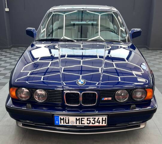 Immagine 1/20 di BMW M5 (1991)