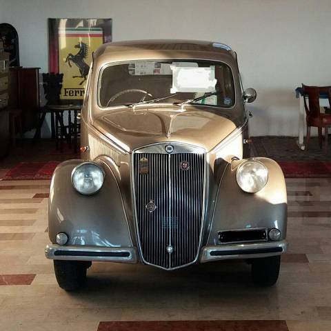 Lancia Ardea vista frontale