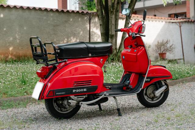 Image 1/20 of Piaggio Vespa 200 Rally (1974)