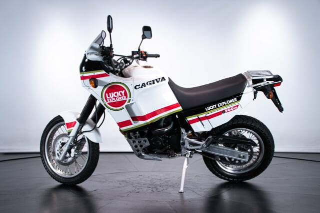Afbeelding 1/50 van Cagiva DUMMY (1990)