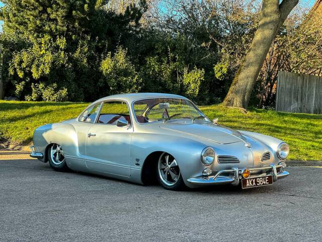 Bild 1/30 von Volkswagen Karmann Ghia 1500 (1967)
