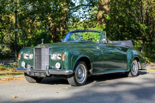 Image 1/44 of Rolls-Royce Silver Cloud III (1964)