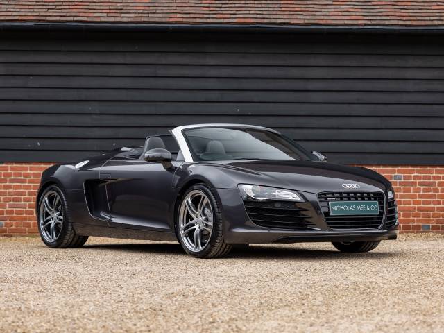 Immagine 1/50 di Audi R8 Spyder 4.2 FSI Quattro (2012)