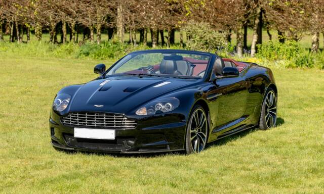 Image 1/39 of Aston Martin DBS Volante (2011)