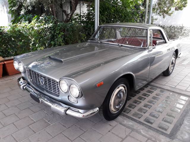 Image 1/6 de Lancia Flaminia GT 2.5 3C Touring (1961)