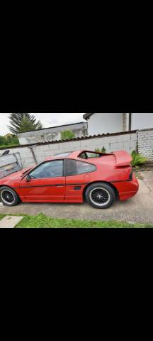 Bild 1/4 von Pontiac Fiero GT (1987)