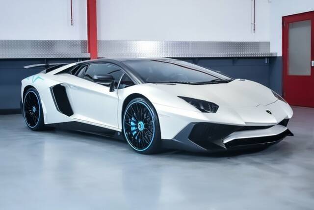 Bild 1/7 von Lamborghini Aventador LP 750-4 SV (2016)