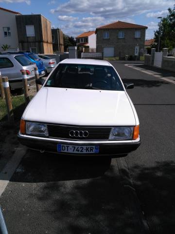 Imagen 1/4 de Audi 100 - 2.0 (1984)