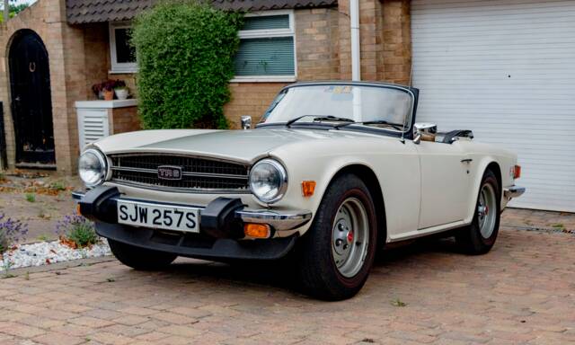 Afbeelding 1/30 van Triumph TR 6 (1977)