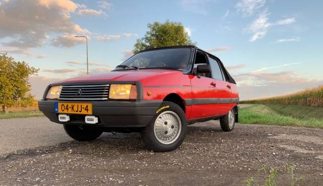Image 1/8 de Citroën Visa Plein Air (1985)
