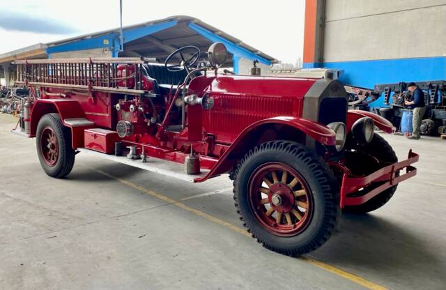 Image 1/26 of American LaFrance Type 145 (1926)