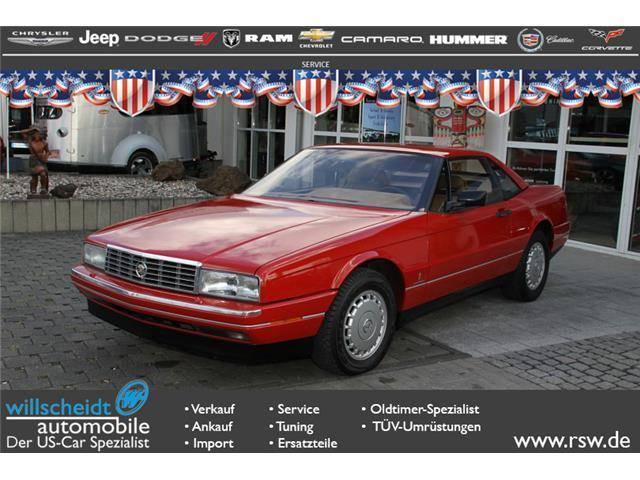 Image 1/15 of Cadillac Allanté (1988)