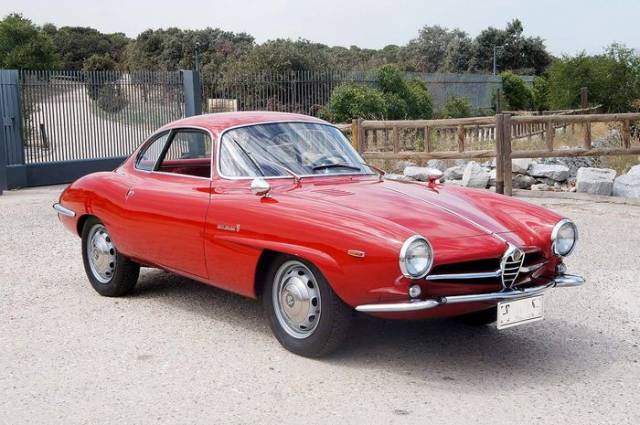Image 1/9 of Alfa Romeo Giulia Sprint Speciale (1964)