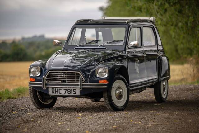 Immagine 1/8 di Citroën Dyane 6 (1977)