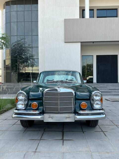 Image 1/15 de Mercedes-Benz 280 SE (1968)