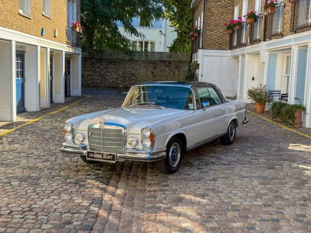 Image 1/50 of Mercedes-Benz 280 SE 3,5 (1971)
