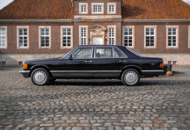 Imagen 1/23 de Mercedes-Benz 500 SEL (1982)