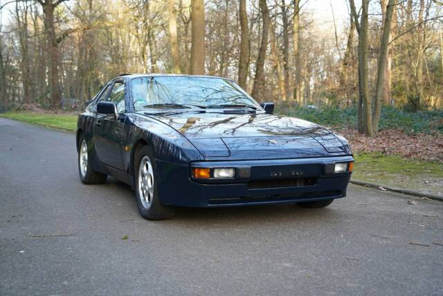 Image 1/8 of Porsche 944 S (1987)