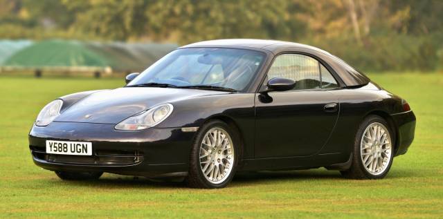 Bild 1/50 von Porsche 911 Carrera 4 (2001)