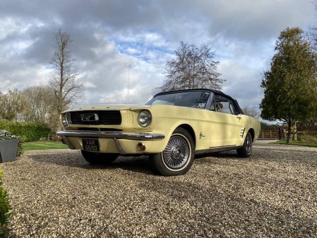 Image 1/47 of Ford Mustang 200 (1966)