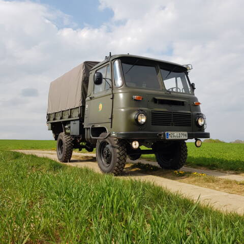 Bild 1/5 von Robur LO 2002 A (1980)