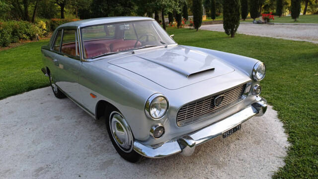 Image 1/8 de Lancia Flaminia Coupe Pininfarina (1960)