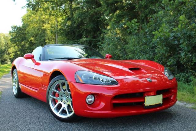 Immagine 1/7 di Dodge Viper SRT10 (2004)
