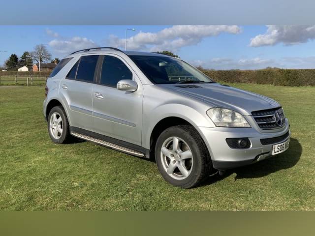 Bild 1/12 von Mercedes-Benz ML 320 CDI (2006)