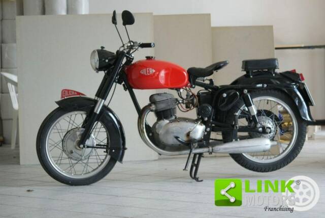 Image 1/19 of Gilera B 300 Extra (1976)
