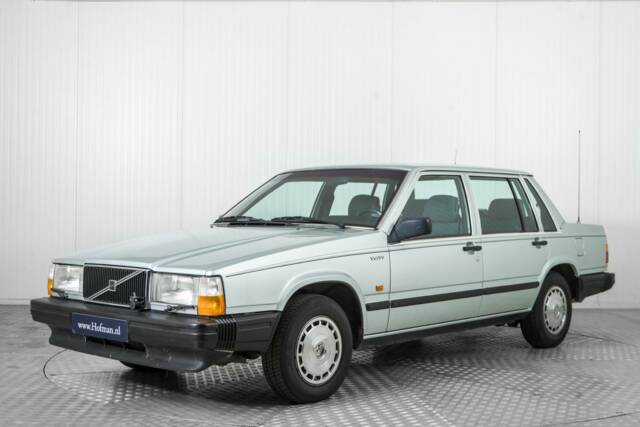 Bild 1/50 von Volvo 740 (1987)