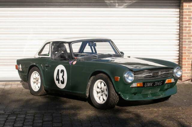 Image 1/50 of Triumph TR 6 (1969)