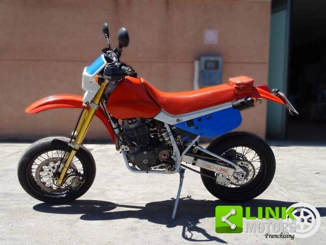 Image 1/24 of Honda DUMMY (1991)