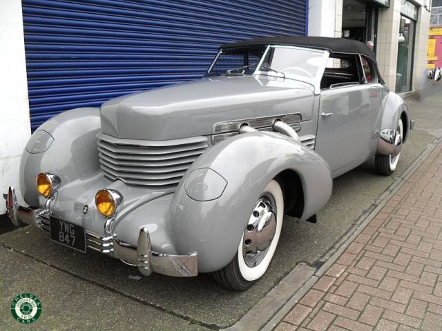 Immagine 1/10 di Cord 812 Phaeton (1937)