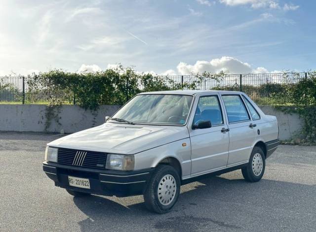 Immagine 1/7 di FIAT Duna (1987)