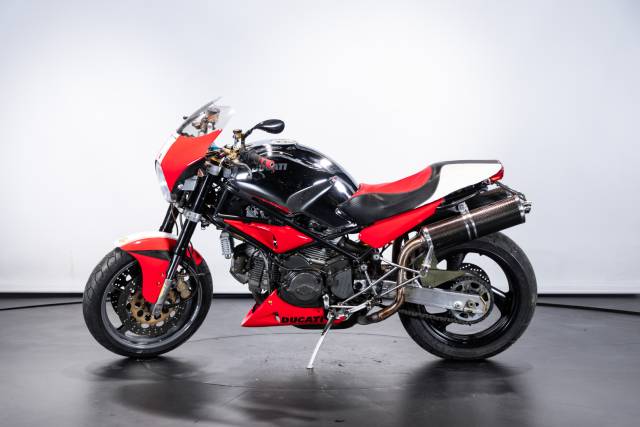 Image 1/41 of Ducati DUMMY (1998)