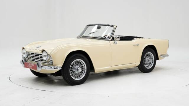 Image 1/15 of Triumph TR 4 (1965)