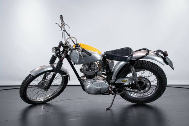 Afbeelding 1/50 van BSA C 15 Scrambler (1963)
