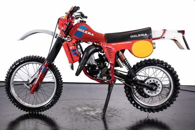 Image 1/8 of Gilera DUMMY (1983)