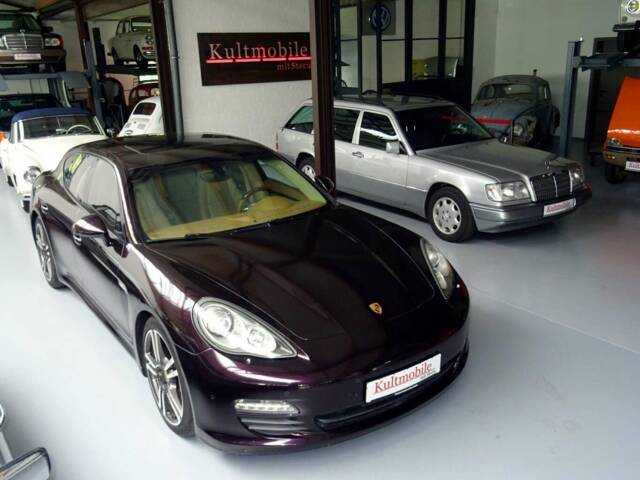 Bild 1/13 von Porsche Panamera (2011)