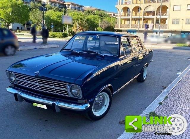 Immagine 1/10 di Opel Kadett 1,1 (1971)