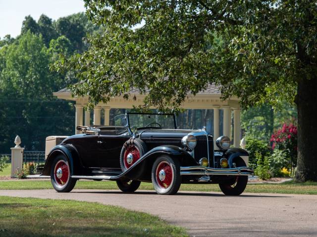 Immagine 1/47 di Chrysler CD8 Roadster (1931)