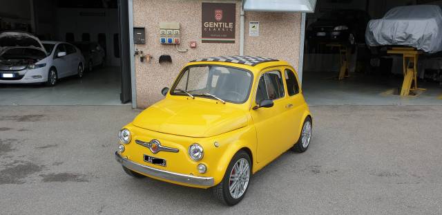 Image 1/19 de FIAT 500 R (1974)