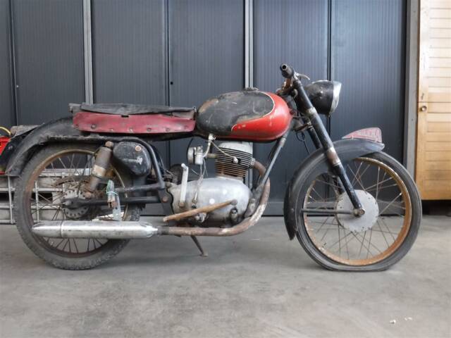 Immagine 1/12 di Gilera DUMMY (1959)