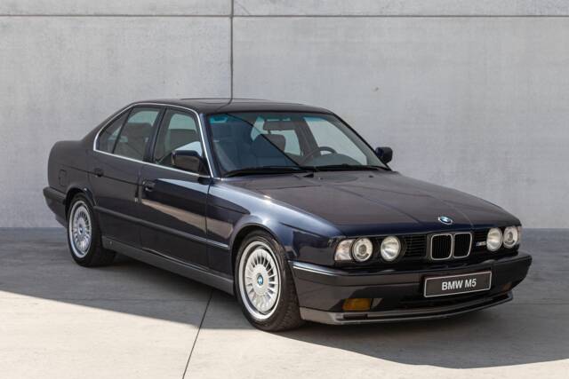 Bild 1/8 von BMW M5 (1991)