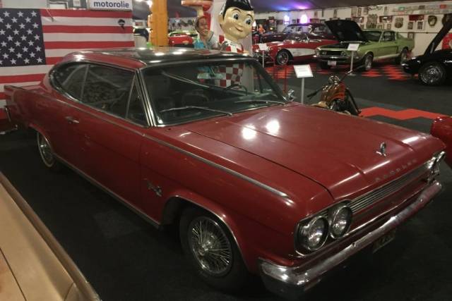Image 1/7 of AMC Marlin (1966)