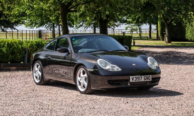 Bild 1/43 von Porsche 911 Carrera 4 (1999)