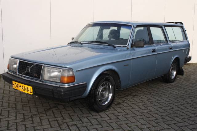 Image 1/6 of Volvo 245 GL D (1982)