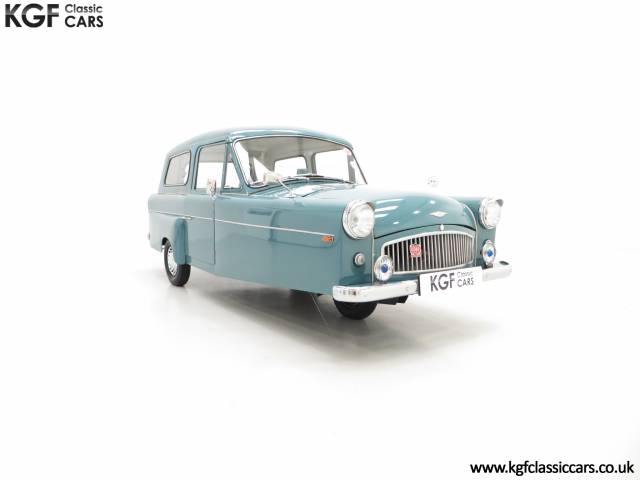 Image 1/30 of Bond Minicar 250 G Estate (1966)